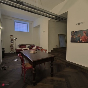 Appartamento in Vendita in Via Cola Montano 8 a Milano