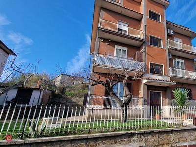 Appartamento in Vendita in Via Giovanni Casoni a Roma