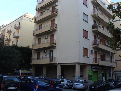 Appartamento in Via Amba Alagi, 3, Palermo (PA)