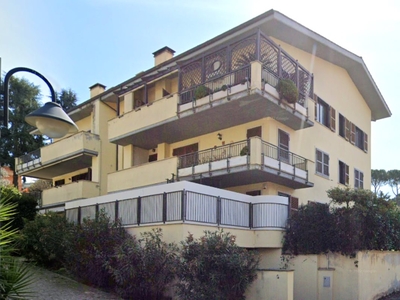 Appartamento in Via Del Piscaro , 3, Grottaferrata (RM)