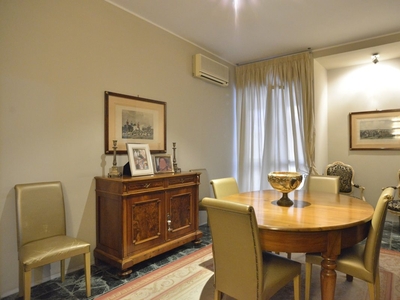 Appartamento in Via Marchese Di Montrone , 60, Bari (BA)