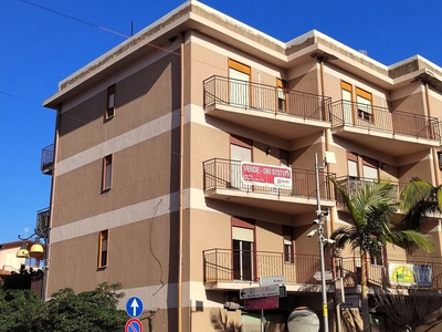 Appartamento in Via Trieste , 5, Falcone (ME)