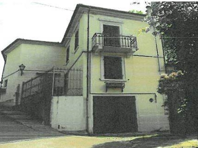 Appartamento in Vicolo della Mimosa 4 in zona Gamberame a Vaiano