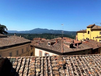 Casa a Schiera in vendita a Chiusi