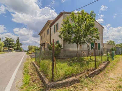 Casa Indipendente in in vendita da privato a Castiglione d'Orcia strada Regionale Cassia