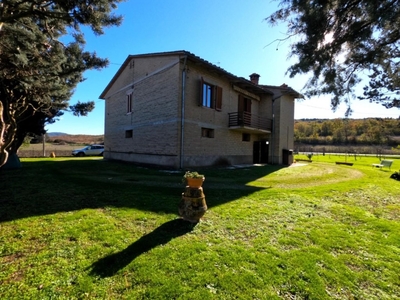 Casa Indipendente in vendita a Colle di Val d'Elsa 53034 Colle di Val dElsa si, 53034
