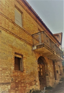 Casa Indipendente in vendita a Monteroni d'Arbia via delle Gore