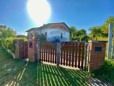 Casa Indipendente in vendita a Monticiano via martiri di scalvaia, 4