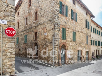 Casa Indipendente in vendita a San Casciano dei Bagni via Giuseppe Mazzini, 4