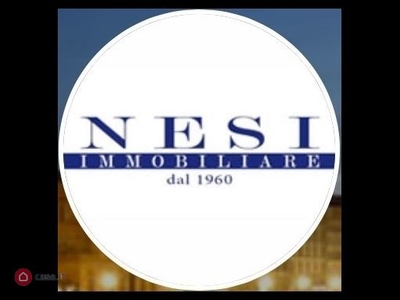 Negozio/Locale commerciale in Vendita in Viale Aleardo Aleardi a Firenze
