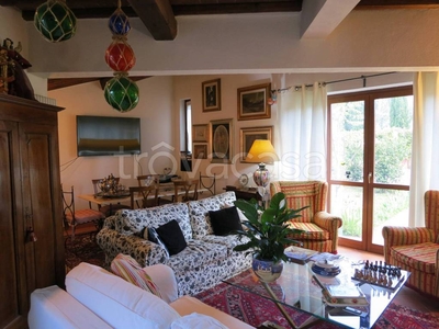Villa a Schiera in vendita a Gaiole in Chianti località Monti