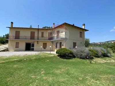 Villa Bifamiliare in vendita a Chianciano Terme via di pereta, 55