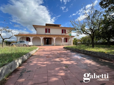 Villa in Strada Provinciale 91, 32, San Salvatore Telesino (BN)
