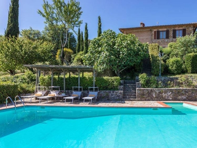 Villa in vendita a Castelnuovo Berardenga strada Comunale di Mocenni