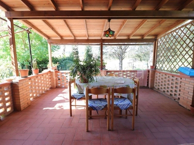 Villa in vendita a Castelnuovo Berardenga via Vittorio Alfieri 31A, Ponte a Bozzone