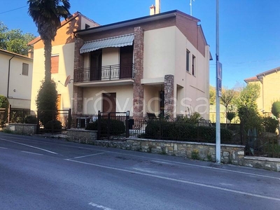 Villa in vendita a Chiusi piazza Dante