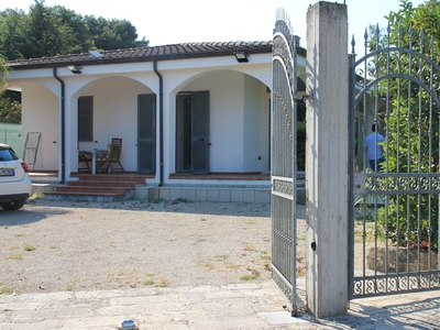 Villa in vendita a Cutrofiano