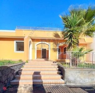Villa in Vendita in Via Sottomonte Troina a Pedara