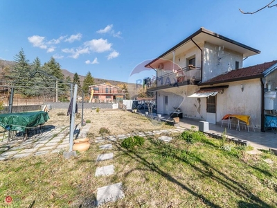 Villa in Vendita in Via Tarderia 163 a Pedara