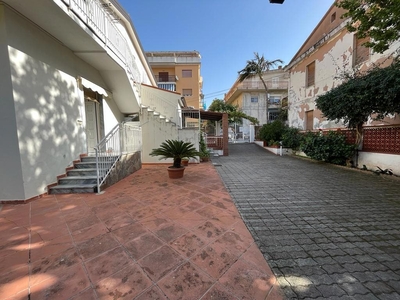 Villa singola in Via Lauro, 78, Scalea (CS)