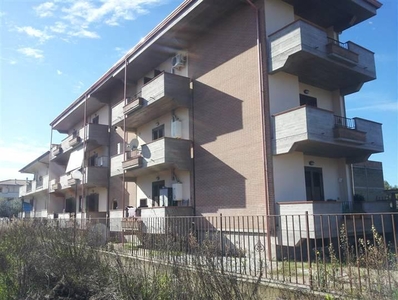 Appartamento in vendita a Latina Campo Boario