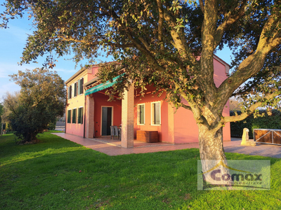 casa in vendita a Villa Estense