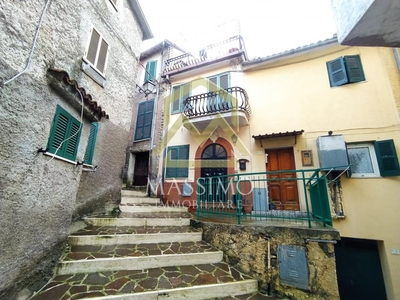 villa indipendente in vendita a Rocca Santo Stefano