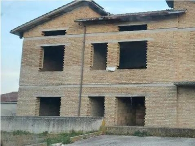 Casa indipendente in vendita a Sant'Egidio Alla Vibrata