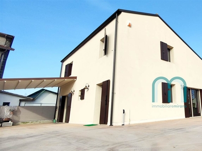 Casa singola in vendita a Mira Venezia