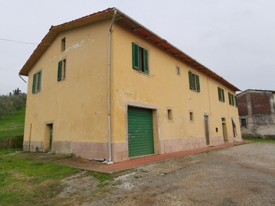 Casale a Cerreto Guidi, 10 locali, 2 bagni, posto auto, 370 m²