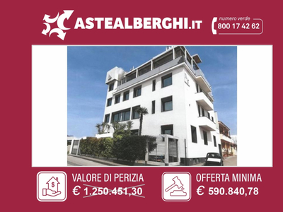 Vendita Albergo Porto Cesareo - Porto Cesareo