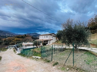 Villa a schiera in Via Bella Valle, Ascoli Piceno, 5 locali, 2 bagni