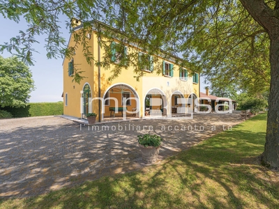 Villa in vendita a Cavarzere