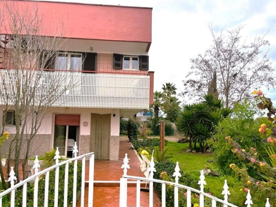 villa in vendita a Manfredonia