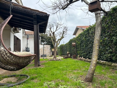 villa in vendita a Tor san lorenzo