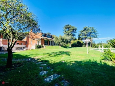 Villa in Vendita in Largo dell'Olgiata a Roma