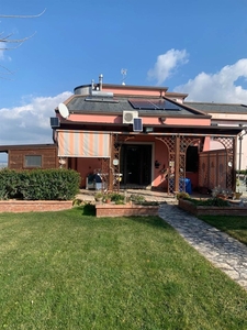 Villa in Via Costa d'arco 1, San Giorgio del Sannio, 6 locali, 3 bagni