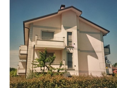 Trilocale in affitto a Desio, Via Giuseppe di Vittorio 19