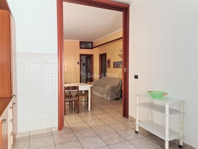 Appartamento in Affitto a Catanzaro, zona Lido Casciolino, 2'100€, 145 m², arredato