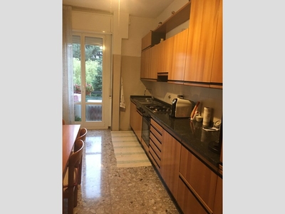 Appartamento in Vendita a Bologna, zona corticella, 250'000€