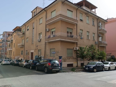 Appartamento in vendita a Cosenza Via Montesanto