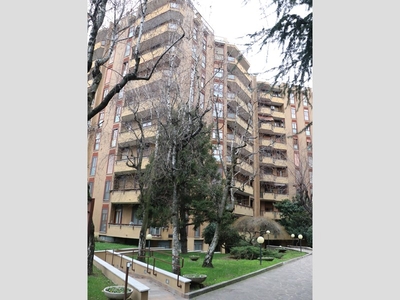 Appartamento in Vendita a Milano, zona Primaticcio, 590'000€, 140 m², con Box