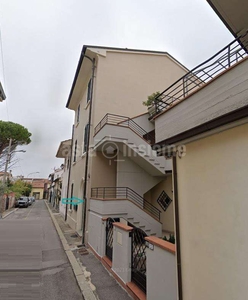 Appartamento in Vendita a Montecatini Terme Via Edmondo De Amicis, 4