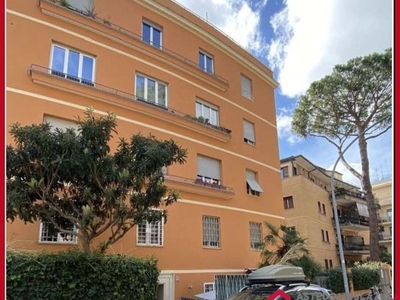 Appartamento in Vendita a Roma, 240'750€, 77 m²