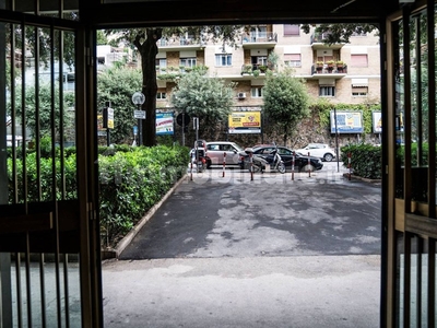 Appartamento in Vendita a Roma, 440'000€, 130 m²