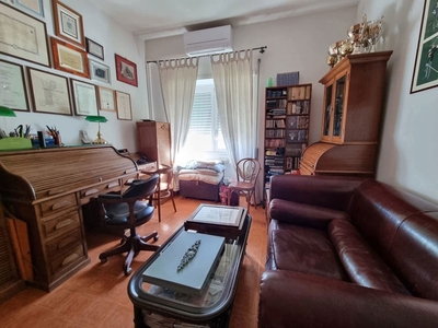 Appartamento in Vendita a Roma, 520'000€, 160 m²