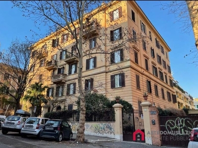 Appartamento in Vendita a Roma, 726'838€, 140 m²