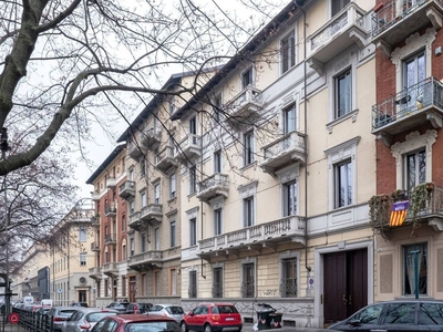 Appartamento in Vendita in Corso Francesco Ferrucci 6 a Torino