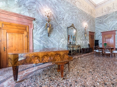 Appartamento in vendita in Verona, Italia