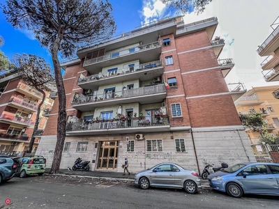 Appartamento in Vendita in Via Adolfo Gregoretti 18 a Roma